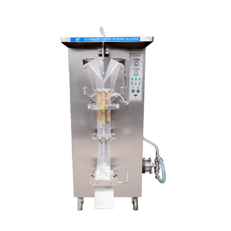 Macchina automatica per l'imballaggio di liquidi