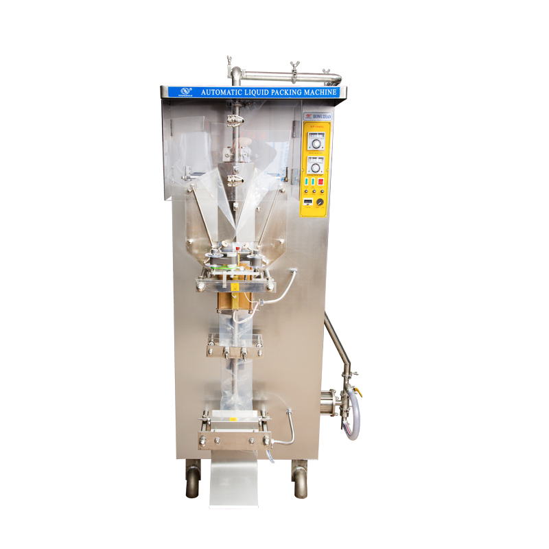 Macchina automatica per l'imballaggio di liquidi